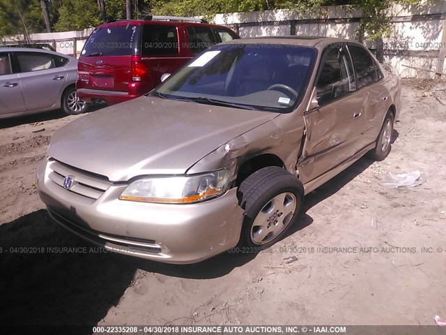 1HGCG16582A037961 - 2002 HONDA ACCORD EX GOLD photo 2