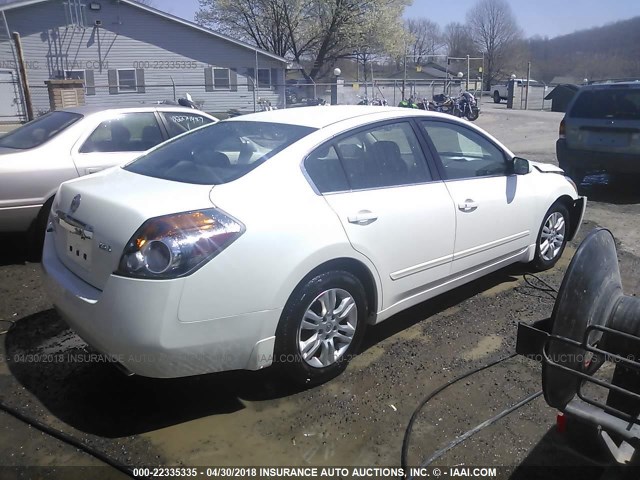 1N4AL2AP2AN476022 - 2010 NISSAN ALTIMA S WHITE photo 4