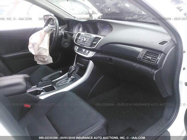 1HGCR2F54FA078576 - 2015 HONDA ACCORD SPORT WHITE photo 5