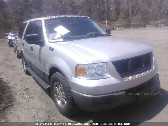 1FMPU14W04LB06102 - 2004 FORD EXPEDITION XLS SILVER photo 1