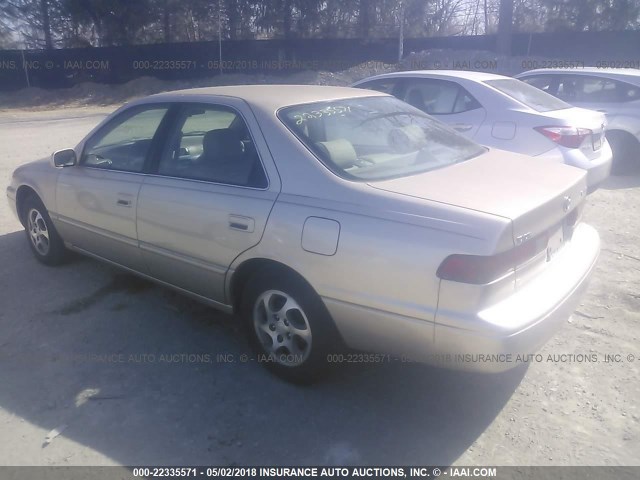 4T1BG22K2XU587623 - 1999 TOYOTA CAMRY CE/LE/XLE 金色 照片 3