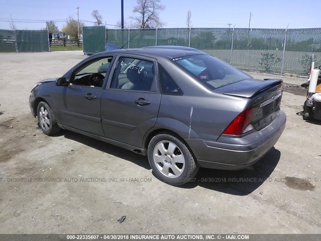 1FAFP38372W318161 - 2002 FORD FOCUS ZTS GRAY photo 3