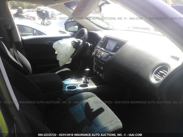 5N1AR2MN4DC641373 - 2013 NISSAN PATHFINDER S/SV/SL/PLATINUM 灰色 照片 5