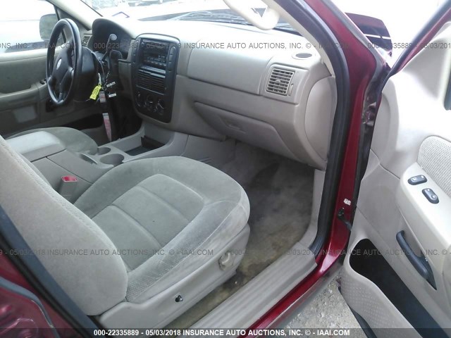 1FMZU63E52ZA29946 - 2002 FORD EXPLORER XLT MAROON photo 5