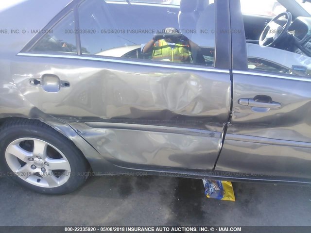 4T1BE32K55U986888 - 2005 TOYOTA CAMRY LE/XLE/SE ლურჯი ფოტო 6