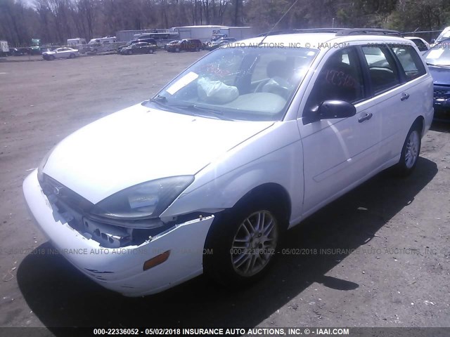 1FAFP36373W237682 - 2003 FORD FOCUS SE/SE SPORT/ZTW WHITE photo 2