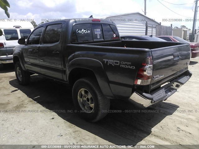 5TFJU4GN5FX064648 - 2015 TOYOTA TACOMA DOUBLE CAB PRERUNNER GRAY photo 3