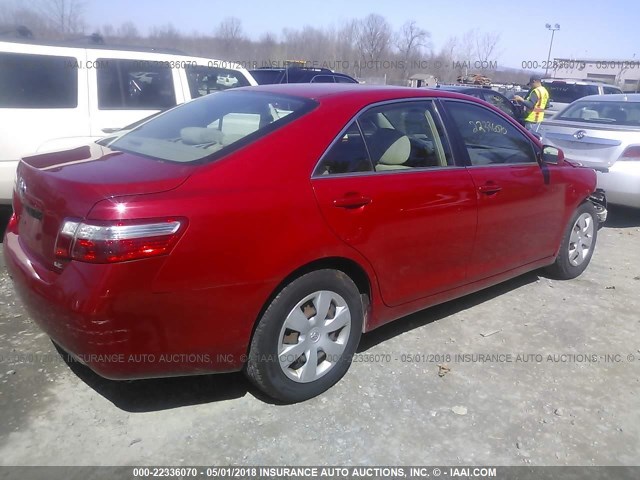 4T1BE46K17U032318 - 2007 TOYOTA CAMRY NEW GENERAT CE/LE/XLE/SE RED photo 4