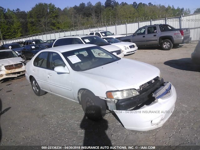 1N4DL01D9YC197163 - 2000 NISSAN ALTIMA XE/GXE/SE/GLE WHITE photo 1