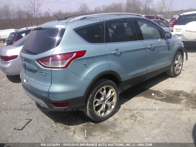 1FMCU9J98DUB05480 - 2013 FORD ESCAPE TITANIUM Light Blue photo 4