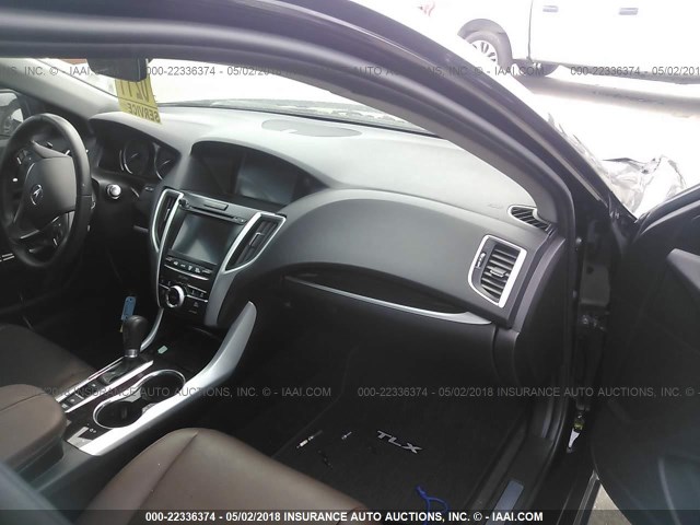 19UUB1F58HA000176 - 2017 ACURA TLX TECH BLACK photo 5