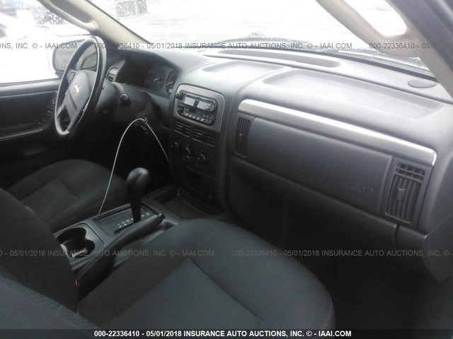 1J4GX48S14C360870 - 2004 JEEP GRAND CHEROKEE LAREDO/COLUMBIA/FREEDOM SILVER photo 5