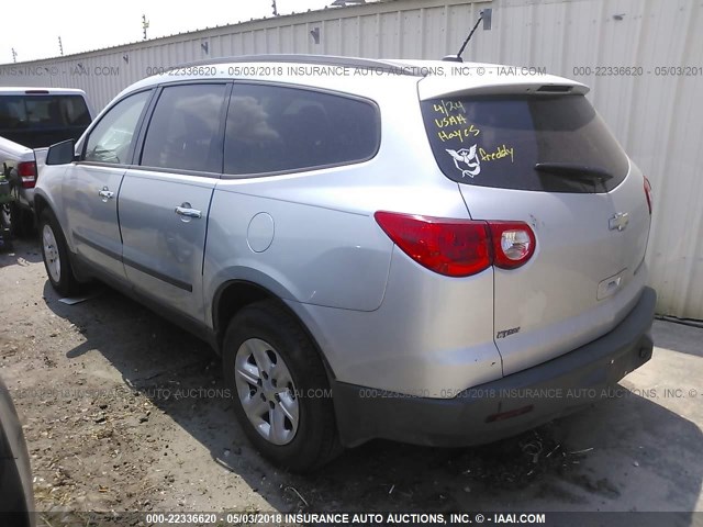 1GNKRFED3CJ399389 - 2012 CHEVROLET TRAVERSE LS SILVER photo 3