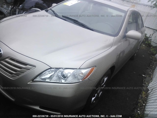 JTNBE46K673040937 - 2007 TOYOTA CAMRY NEW GENERAT CE/LE/XLE/SE TAN photo 2