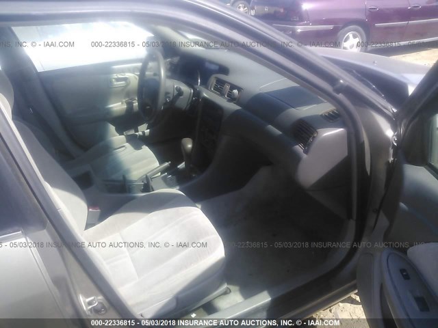 4T1BG22K7VU125555 - 1997 TOYOTA CAMRY CE/LE/XLE 金色 照片 5