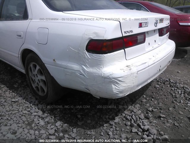 4T1BF22K5VU033234 - 1997 TOYOTA CAMRY CE/LE/XLE 白色 照片 6