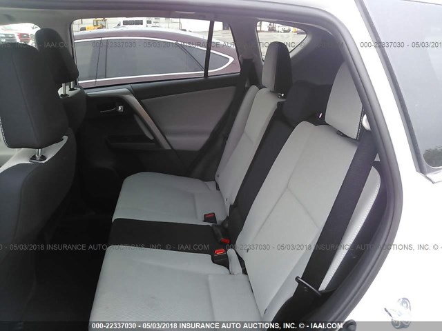 2T3WFREVXJW411405 - 2018 TOYOTA RAV4 ADVENTURE/XLE 白色 照片 8