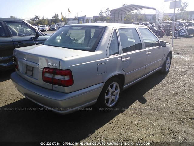 YV1LS61J9Y2657259 - 2000 VOLVO S70 SE GRAY photo 4