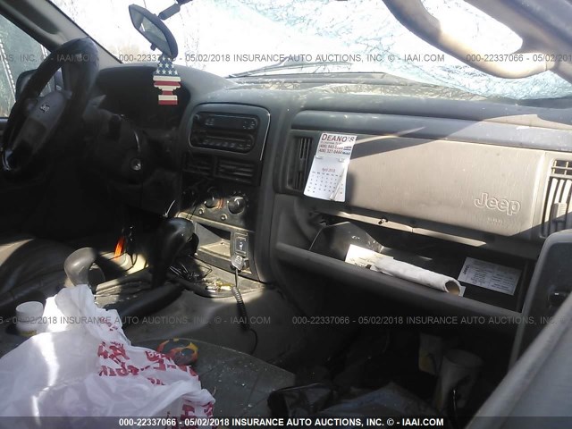 1J4GW48SX4C331502 - 2004 JEEP GRAND CHEROKEE LAREDO/COLUMBIA/FREEDOM 灰色 照片 5