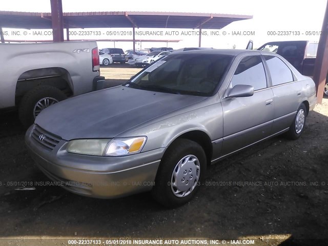 JT2BG22K9W0223198 - 1998 TOYOTA CAMRY CE/LE/XLE 灰色 照片 2