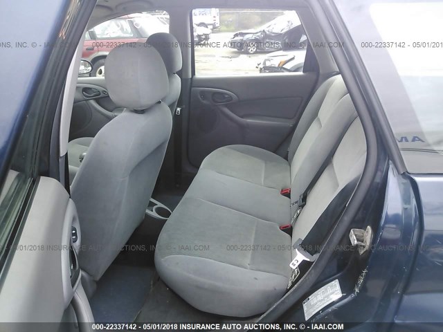 1FAFP36321W205025 - 2001 FORD FOCUS SE/SE COMFORT BLUE photo 8