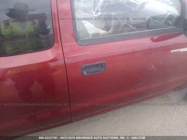 5TEVL52N61Z844659 - 2001 TOYOTA TACOMA XTRACAB RED photo 6