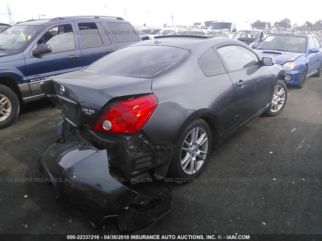 1N4BL24EX8C210042 - 2008 NISSAN ALTIMA 3.5SE GRAY photo 4