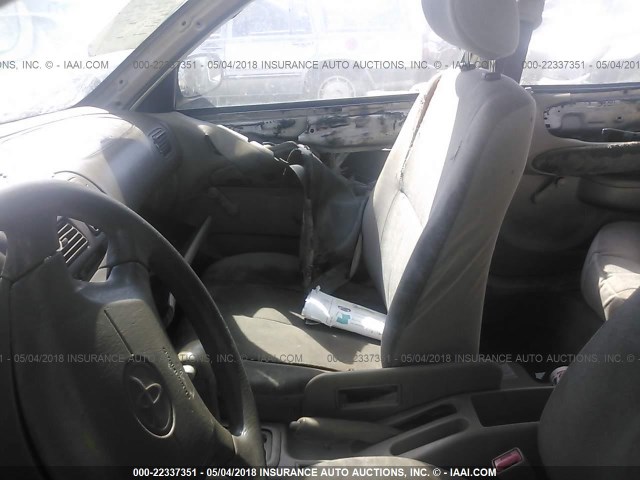 1NXBR12E0WZ126840 - 1998 TOYOTA COROLLA VE/CE/LE ნაცრისფერი ფოტო 5