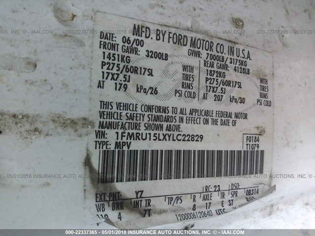 1FMRU15LXYLC22829 - 2000 FORD EXPEDITION XLT Weiß Foto 9