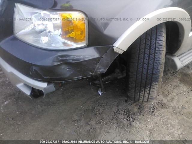 1FMFU18536LA03479 - 2006 FORD EXPEDITION EDDIE BAUER GRAY photo 6