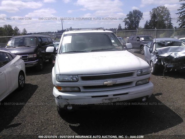 1GNEK13Z03R131534 - 2003 CHEVROLET TAHOE K1500 WHITE photo 6