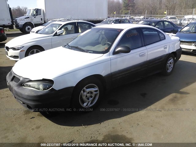 1G2NF52F22C249960 - 2002 PONTIAC GRAND AM SE1 WHITE photo 2