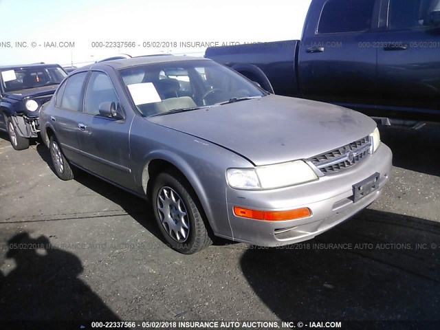 JN1CA21D9XT220384 - 1999 NISSAN MAXIMA GLE/GXE/SE GRAY photo 1