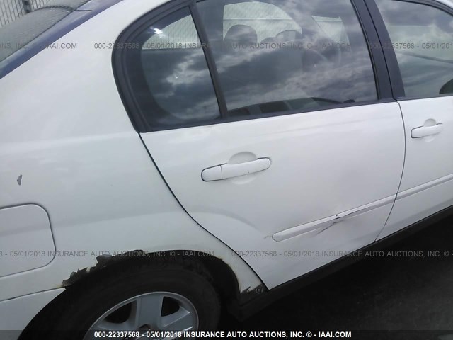 1G1ZT52875F333260 - 2005 CHEVROLET MALIBU LS WHITE photo 6