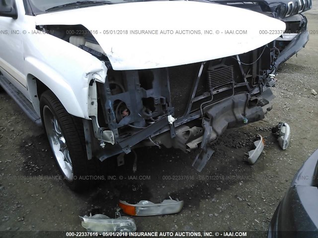 1GNEC13TX5R140804 - 2005 CHEVROLET TAHOE C1500 WHITE photo 6