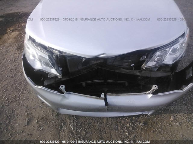 4T1BF1FK0EU840071 - 2014 TOYOTA CAMRY L/SE/LE/XLE 银色 照片 6