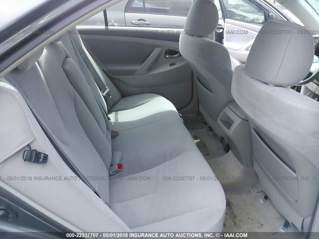 4T1BF3EK3BU196977 - 2011 TOYOTA CAMRY SE/LE/XLE Сұр фото 8