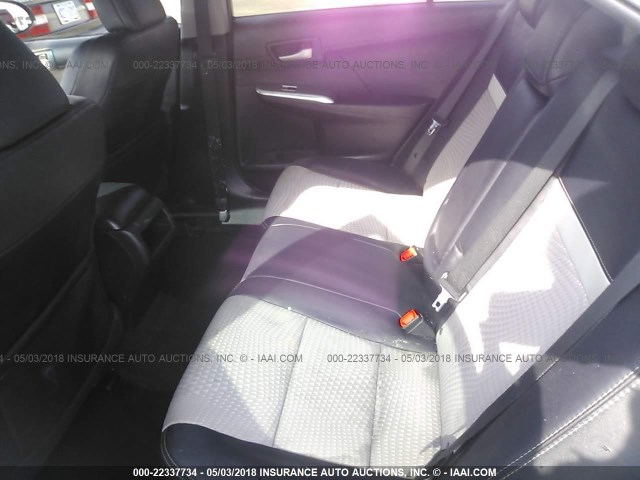 4T1BF1FK6CU198632 - 2012 TOYOTA CAMRY SE/LE/XLE ნაცრისფერი ფოტო 8