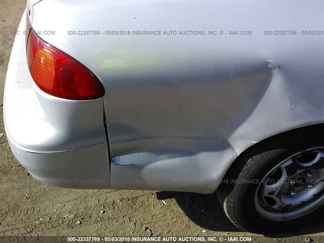 1NXBR12E6YZ329556 - 2000 TOYOTA COROLLA VE/CE/LE 银色 照片 6