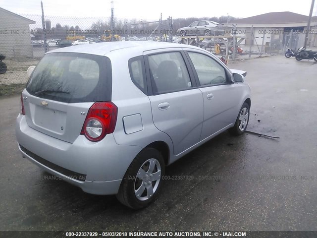 KL1TD6DE1AB113334 - 2010 CHEVROLET AVEO LS/LT 银色 照片 4