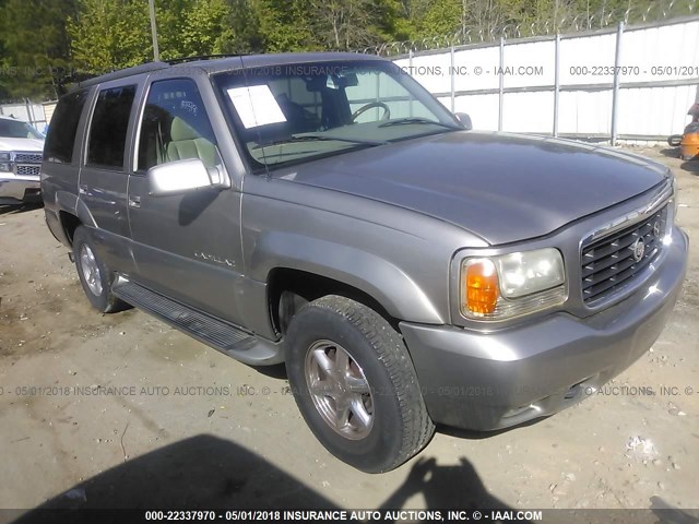 1GYEK63RXYR224066 - 2000 CADILLAC ESCALADE LUXURY ბეჟი ფოტო 1