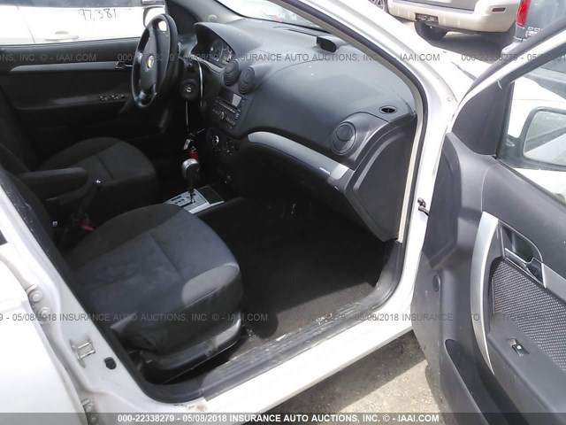 KL1TD5DE2AB101476 - 2010 CHEVROLET AVEO LS/LT 白色 照片 5