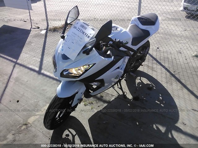 JKAEX8A14FA012124 - 2015 KAWASAKI EX300 A WHITE photo 2