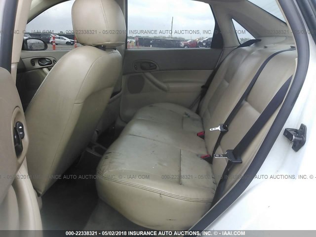 1FAFP34N87W196764 - 2007 FORD FOCUS ZX4/S/SE/SES 白色 照片 8