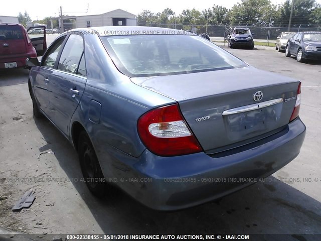 4T1BE32K74U884796 - 2004 TOYOTA CAMRY LE/XLE/SE ლურჯი ფოტო 3