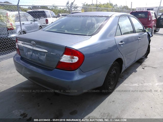 4T1BE32K74U884796 - 2004 TOYOTA CAMRY LE/XLE/SE ლურჯი ფოტო 4