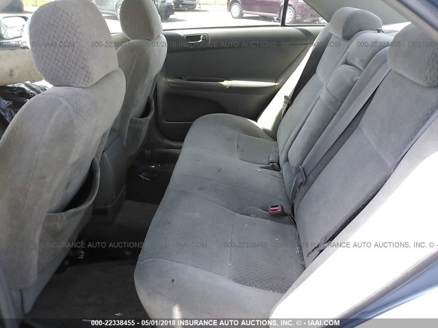 4T1BE32K74U884796 - 2004 TOYOTA CAMRY LE/XLE/SE ლურჯი ფოტო 8