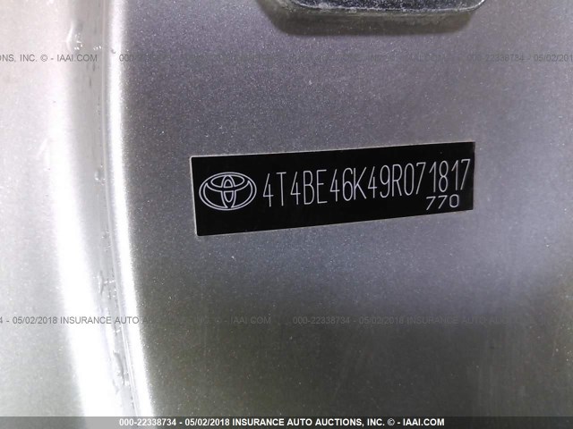 4T4BE46K49R071817 - 2009 TOYOTA CAMRY SE/LE/XLE SILVER photo 9