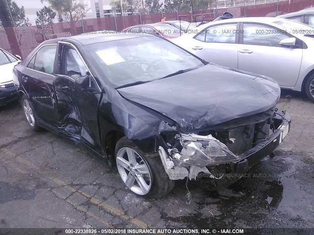 4T1BF1FK7EU422705 - 2014 TOYOTA CAMRY L/SE/LE/XLE 黑色 照片 1