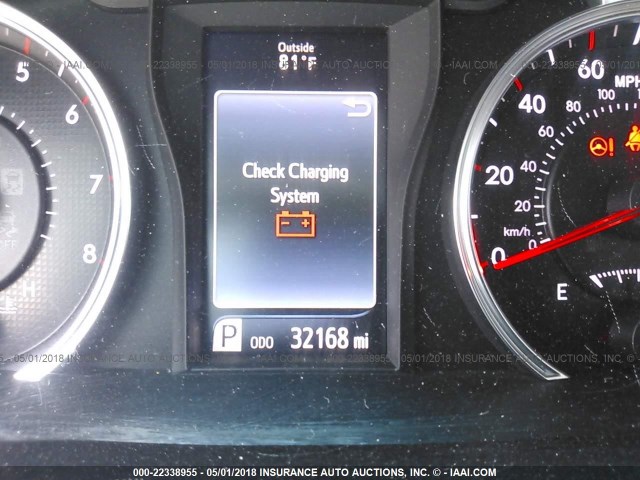 4T1BF1FK7FU056679 - 2015 TOYOTA CAMRY LE/XLE/SE/XSE WHITE photo 7